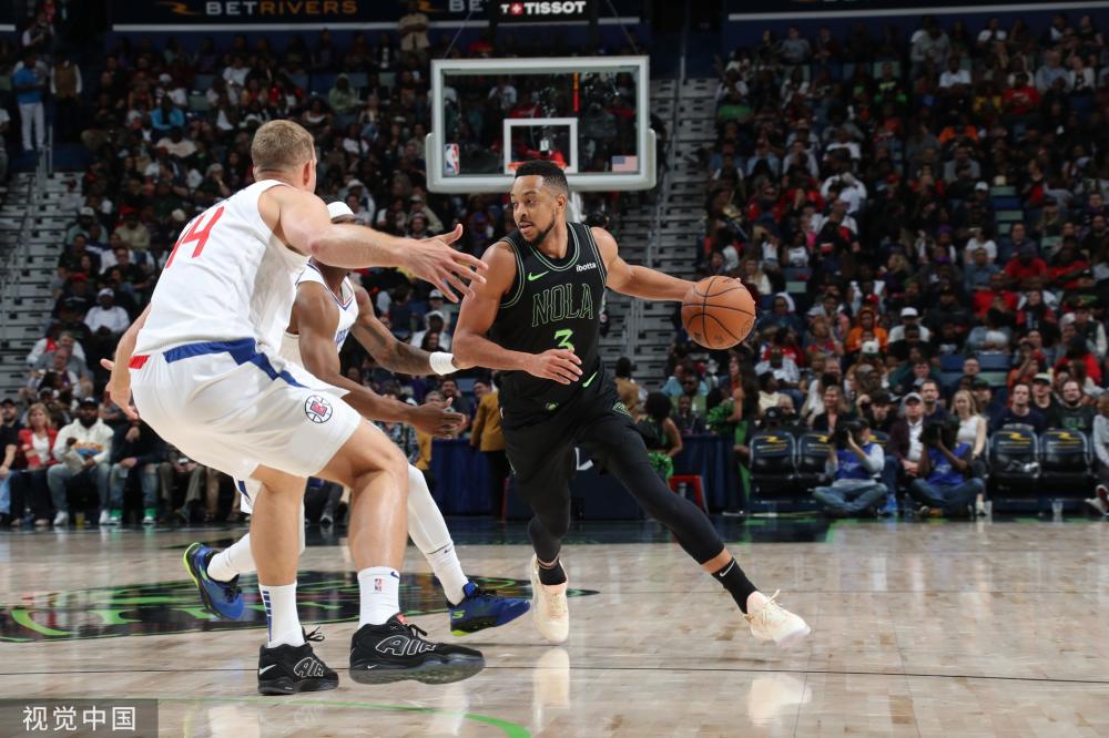 让勇士球迷 让勇士球迷