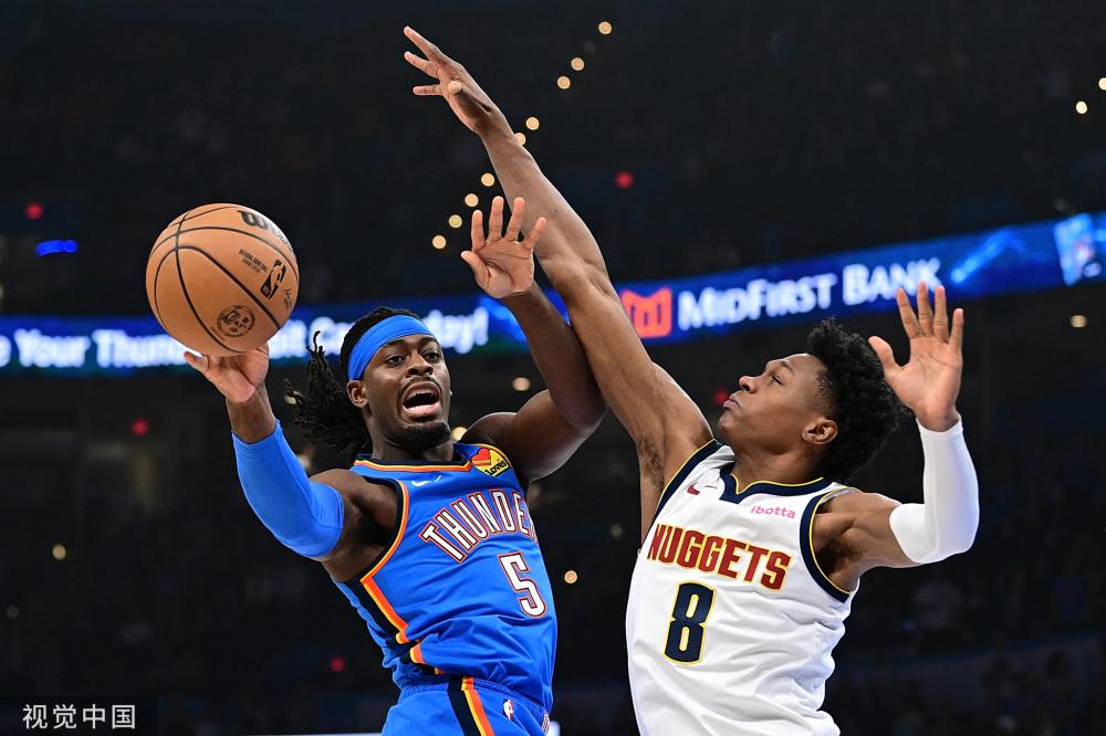 薛思佳对朱 薛思佳对朱